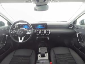 Mercedes-Benz A 250 4M. /NIGHT-PAK./LED/PARK-PAK./RFK/PROGRESSIVE/MBUX UVM.