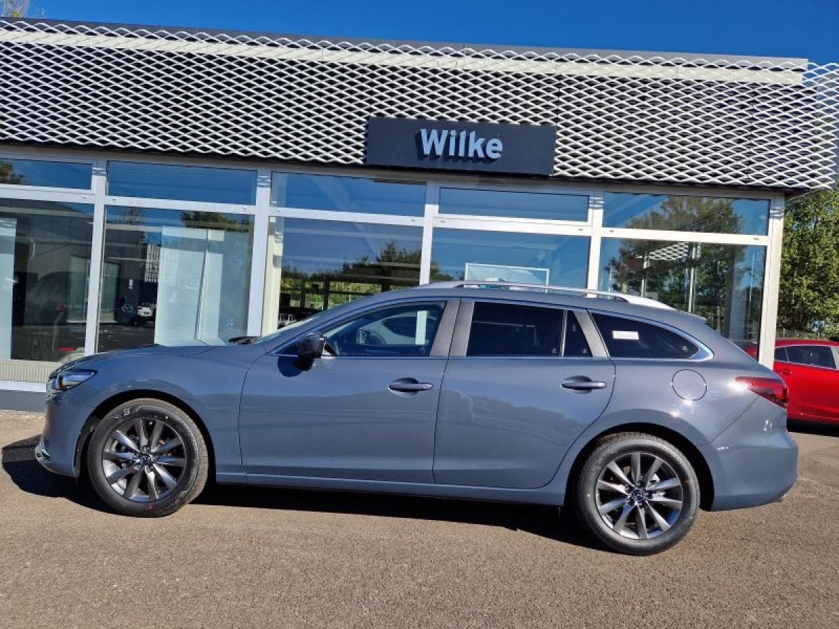 Mazda 6 2.0L AT FWD CENTER-LINE VOLL-LED/HEAD-UP/30°