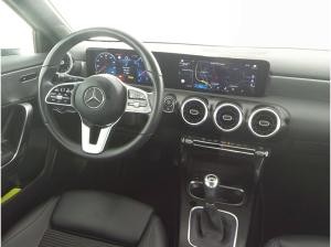 Mercedes-Benz A 160 PROGRESSIVE/LED/BUSINESS-PAK./MBUX/AHK/PARK-PAK./RFK/KLIMA/SHZ UVM.