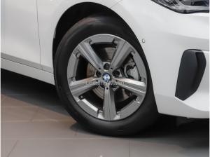 BMW 218 Active Tourer NP = 43.200,- / 0 Anz = 379,-
