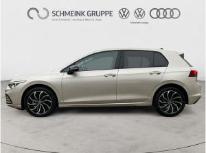 Volkswagen Golf VIII Life 1.5 eTSI DSG AHK Navi AppConnect