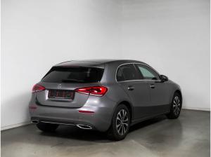 Mercedes-Benz A 180 LED/360 KAM./KEYLESS/BUSINESS-PAK./MBUX/FAHRASS./PARK-PAK./KLIMA/SHZ UVM.