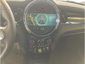 MINI Cooper SE Classic Trim bei MINI Hofmann