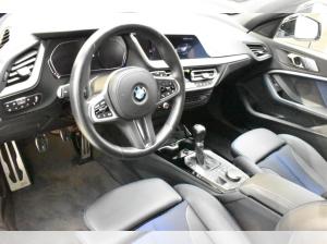 BMW 118 i M Sport NEU bei BMW Hofmann