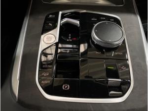 BMW X7 xDr.40d,M-Sport Pro,AHK,Park.Ass.Prof.,H&K-Sound,uvm.