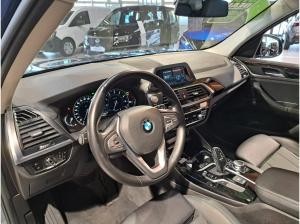 BMW X3 xDrive 20i xLine Sommer-& Winterräder AHK