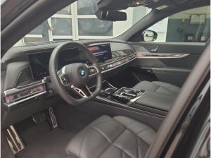 BMW 740 d xDrive M Sportpaket*Multifunktionsitz*Integral*