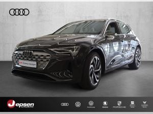 Audi Q8 55 Advanced quattro AHK PANO HEAD-UP MATRIX A