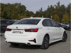 BMW 330 e Sport Line HeadUp BPS.GARANTIE bis 05/2027