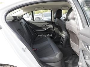 BMW 330 e Sport Line HeadUp BPS.GARANTIE bis 05/2027