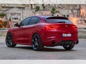 Alfa Romeo Stelvio 2.2 Diesel 210 PS Q4 Tributo Italiano