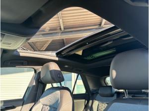 Volkswagen T-Roc R-Line 1.5 TSI DSG AHK/19'/PANO