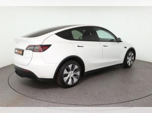Tesla Model Y Long Range Dual AWD
