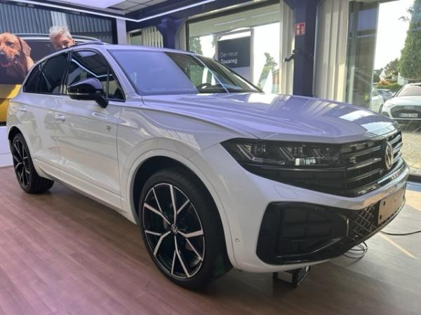 Volkswagen Touareg für 950,81 € brutto leasen