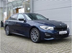 BMW 330 e M SPORTPAKET+UMWELTBONUS MÖGLICH+LEAS AB 389,-