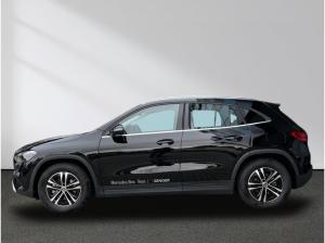 Mercedes-Benz GLA 200 d, Entry Advanced, Rückfahrkamera,  LED Scheinwerfer, AHK