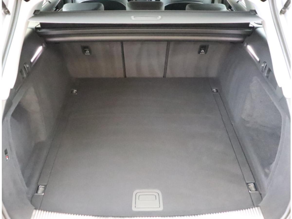 Audi A4 Avant 40 TFSI advanced *LED*HuD*Tour*AHK*