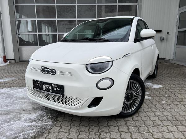 Fiat 500e für 179,00 € brutto leasen