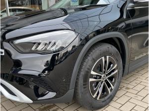 Mercedes-Benz GLA 200 d, Entry Advanced, Rückfahrkamera,  LED Scheinwerfer, AHK