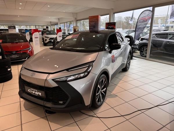 Toyota C-HR für 316,04 € brutto leasen