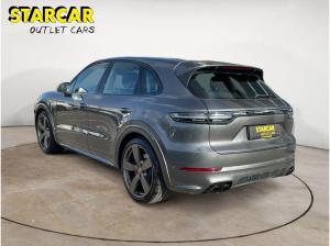 Porsche Cayenne GTS 4.0 V8 TURBO+PANO+HUD+BOSE+MATRIX+22"