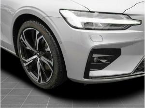 Volvo V60 B4 DIESEL ULTIMATE DARK