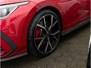 Volkswagen Golf VIII GTI DSG Black Style ACC DCC Matrix Kamera Sound 19"