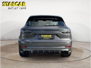 Porsche Cayenne GTS 4.0 V8 TURBO+PANO+HUD+BOSE+MATRIX+22"