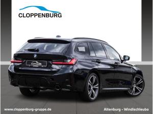 BMW 320 d xDrive Touring M-Sport UPE: 72.610,- AHK HeadUp LED