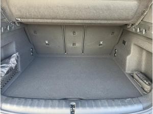 BMW iX1 eDrive20 Navi /  NEU / CURVED Display / RFK / 2025 AKTION