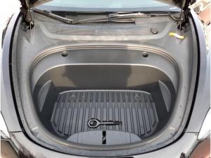 Tesla Model 3 Dual Motor Long Range ACC Auto-Pilot LED