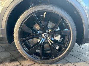 Volkswagen T-Roc R-Line 1.5 TSI DSG AHK/19'/PANO