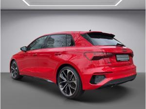Audi Q3 SUV TDI S Line AHK