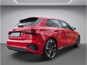 Audi Q3 SUV TDI S Line AHK