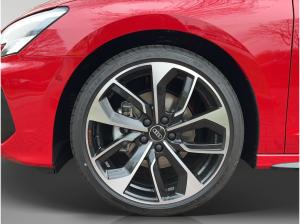 Audi Q3 SUV TDI S Line AHK