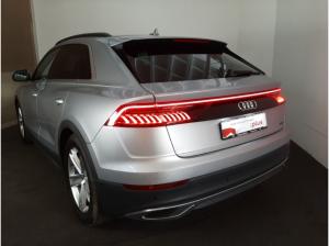 Audi Q8 55 TFSI qu Kamera Leder Klima Kamera WINTERREIEFN