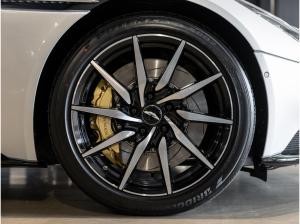 Aston Martin DB11 Volante - Aston Martin Hamburg