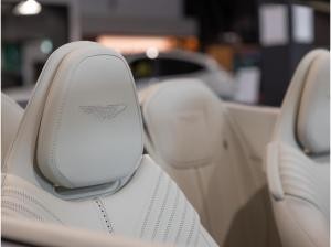 Aston Martin DB11 Volante - Aston Martin Hamburg