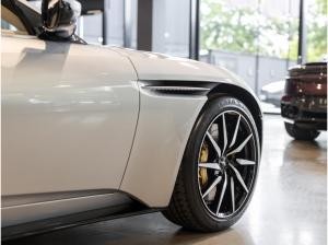 Aston Martin DB11 Volante - Aston Martin Hamburg