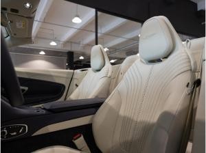 Aston Martin DB11 Volante - Aston Martin Hamburg