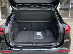 Mercedes-Benz GLA 200 d, Entry Advanced, Rückfahrkamera,  LED Scheinwerfer, AHK