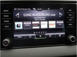 Skoda Karoq Selection 2.0 TDI DSG / Navi,SmartLink,RFK