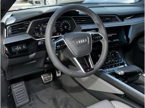 Audi Q8 e-tron Sportback S line 55 ACC+HUD+PANO