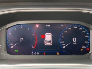 Volkswagen T-Roc Style 1.5 TSI DSG IQ DRIVE NAVI KAMERA 18"