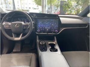 Lexus RZ 450e Launch Paket