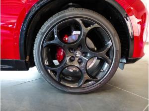 Alfa Romeo Stelvio COMPETIZIONE | 280PS | ALLRAD | LED | ROT