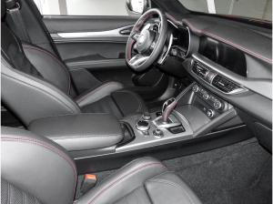 Alfa Romeo Stelvio COMPETIZIONE | 280PS | ALLRAD | LED | ROT