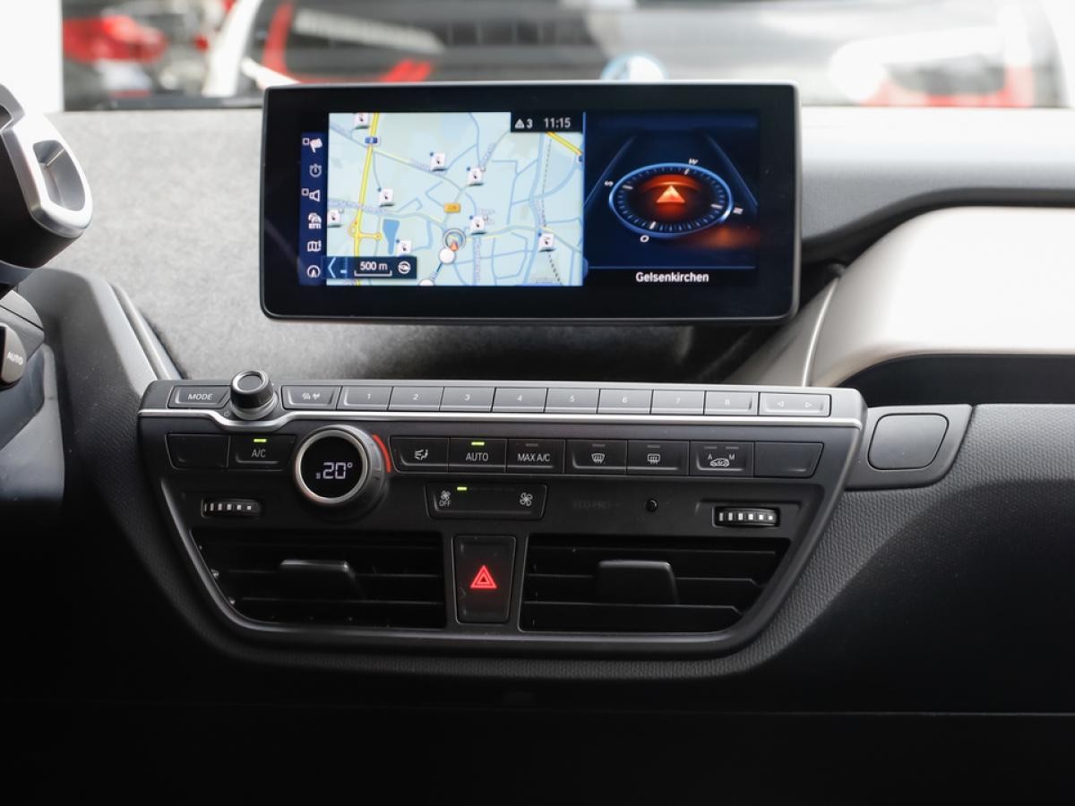 BMW i3s Navi Prof., Tempomat, Klimaautomatik, 20"