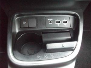 Renault Twingo E-TECH Urban Night