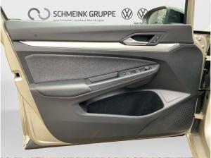 Volkswagen Golf VIII Life 1.5 eTSI DSG AHK Navi AppConnect